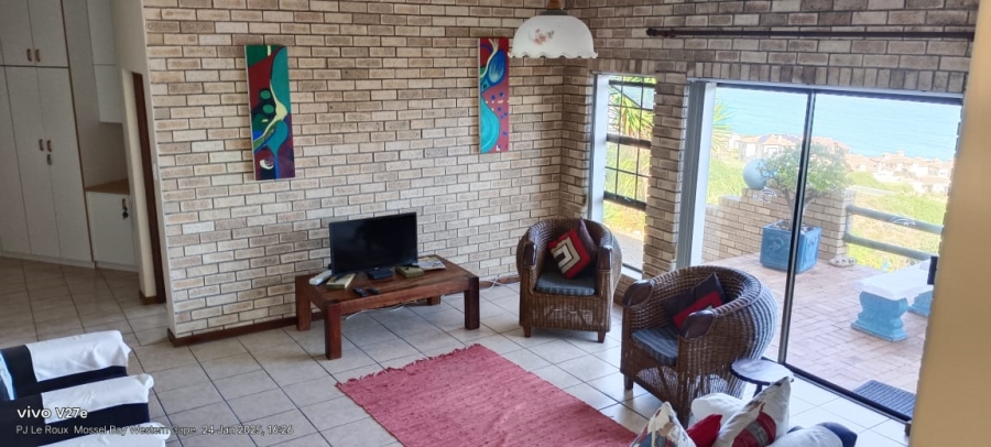 To Let 5 Bedroom Property for Rent in Dana Bay Western Cape